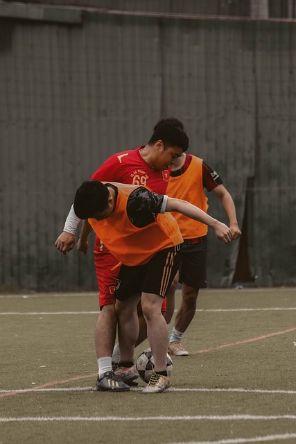 如何与其他